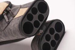 CUEL Billard-Köcher Suede Brown (2020) 2/2 Für Pool-Billard-Queues, Aus Kunst-Wildleder, Mit Schultergurt, Tragegriff Und Zwei Seitentaschen Für Billardzubehör 11 CUEL Billard-Köcher Suede Brown (2020) 2/2 Für Pool-Billard-Queues, Aus Kunst-Wildleder, Mit Schultergurt, Tragegriff Und Zwei Seitentaschen Für Billardzubehör -Billardladen case suede brown 2020 22 for pool billiard cues6