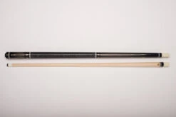 Demon DF1-003 Billard-Queue Für Poolbillard, 2-teilig, Mit Qualitäts-Klebeleder, Vollholz-Oberteil, Leinen-Griffband Inkl. Gewindeschoner -Billardladen demon df1 003 pool billard queue 2 teilig mit klebeleder3