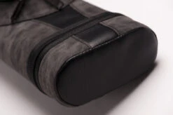 CUEL Billard-Köcher Suede Black 2/4 Für Pool-Billard-Queues, Aus Kunst-Wildleder, Mit Schultergurt, Tragegriff Und Zwei Seitentaschen Für Billardzubehör 11 CUEL Billard-Köcher Suede Black 2/4 Für Pool-Billard-Queues, Aus Kunst-Wildleder, Mit Schultergurt, Tragegriff Und Zwei Seitentaschen Für Billardzubehör -Billardladen koecher suede black 24 fuer pool billard queues6