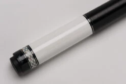 MIT MF2-002 Pool-Billard-Queue, 2-teilig, Mit Klebeleder, Vollholz-Oberteil, Leinen-Griffband, Inkl. Gewindeschoner -Billardladen mit mf2 002 pool billard queue 2 teilig mit klebeleder4