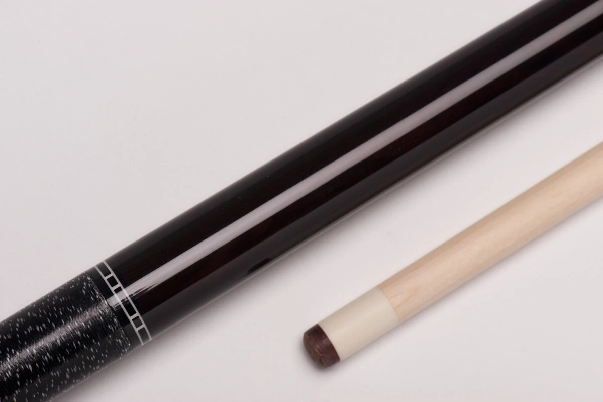 MIT MW2-001 Pool-Billard-Queue, 2-teilig, Mit Klebeleder, Vollholz-Oberteil, Leinen-Griffband, Inkl. Gewindeschoner 2 MIT MW2-001 Pool-Billard-Queue, 2-teilig, Mit Klebeleder, Vollholz-Oberteil, Leinen-Griffband, Inkl. Gewindeschoner – Bild 2