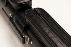 QK-S Billard-Köcher Artillery 2/3 Für Pool-Billard-Queues, Aus Vinyl Und Nylon, Mit Schultergurt, Tragegriff Und Seitentaschen Für Billardzubehör -Billardladen qk s koecher artillery fuer pool billard queues3