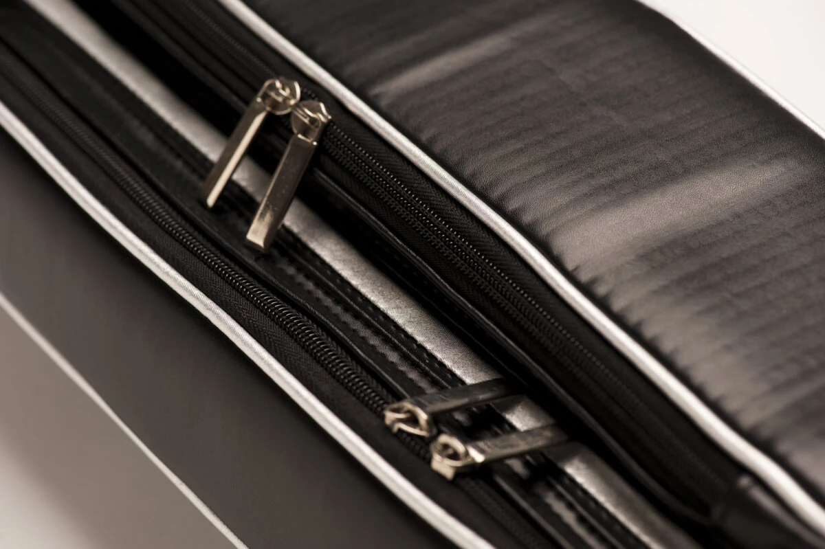 QK-S Billard-Köcher Ranger 3/5 Für Pool-Billard-Queues, Aus Vinyl Und Nylon, Mit Schultergurt, Tragegriff Und Seitentaschen Für Billardzubehör 6 QK-S Billard-Köcher Ranger 3/5 Für Pool-Billard-Queues, Aus Vinyl Und Nylon, Mit Schultergurt, Tragegriff Und Seitentaschen Für Billardzubehör – Bild 6